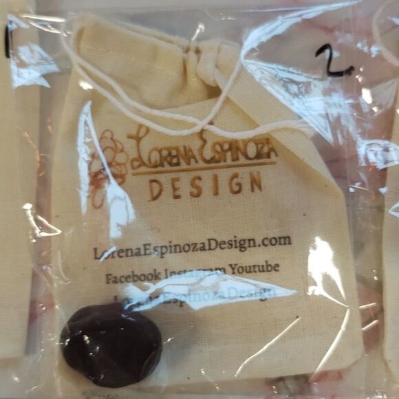 Garnet Tumble stone sealed in package not touched - Picture 2 of 6